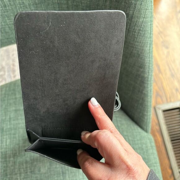 Bench black cell phone holder crossbody leather - NWT! - Picture 4 of 4